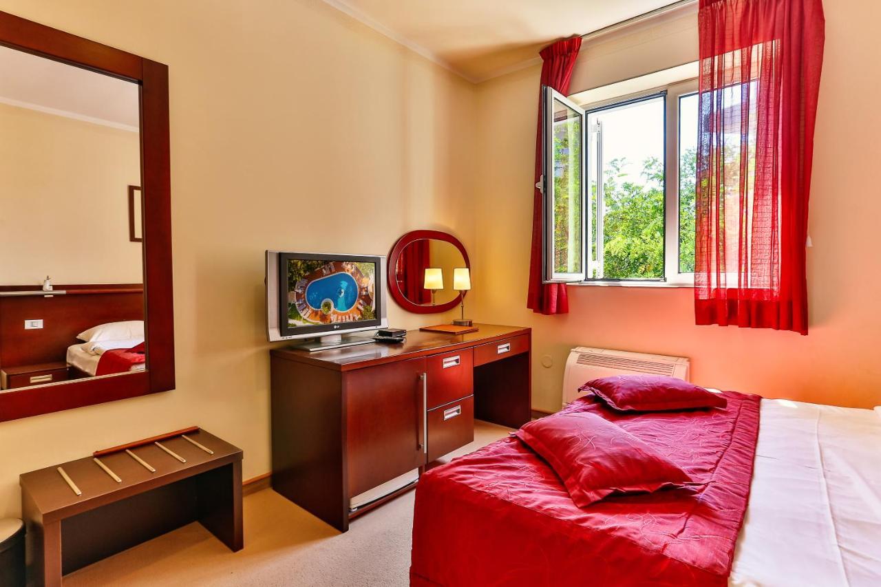 Hotel Max Prestige Budva Exterior foto